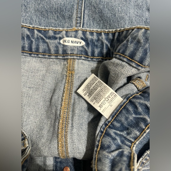 Old navy skirt - Picture 3 of 3